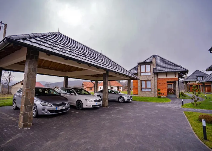 Evergreens Houses Zlatibor 펜션 *